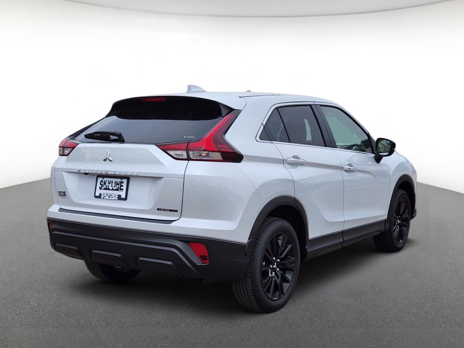 New 2026 Mitsubishi Eclipse Cross LE AWD/4WD image 3