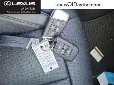 Used 2023 Volkswagen Arteon SEL Premium AWD/4WD image 1