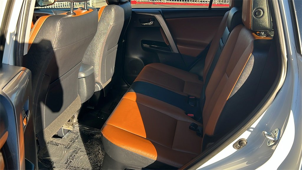 Used 2017 Toyota RAV4 Limited w/ Advanced Technology Package image 8