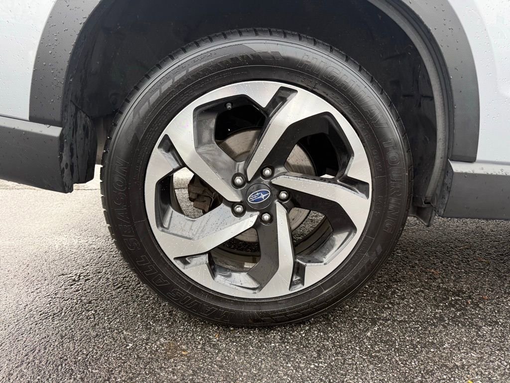Used 2023 Subaru Forester Touring image 28