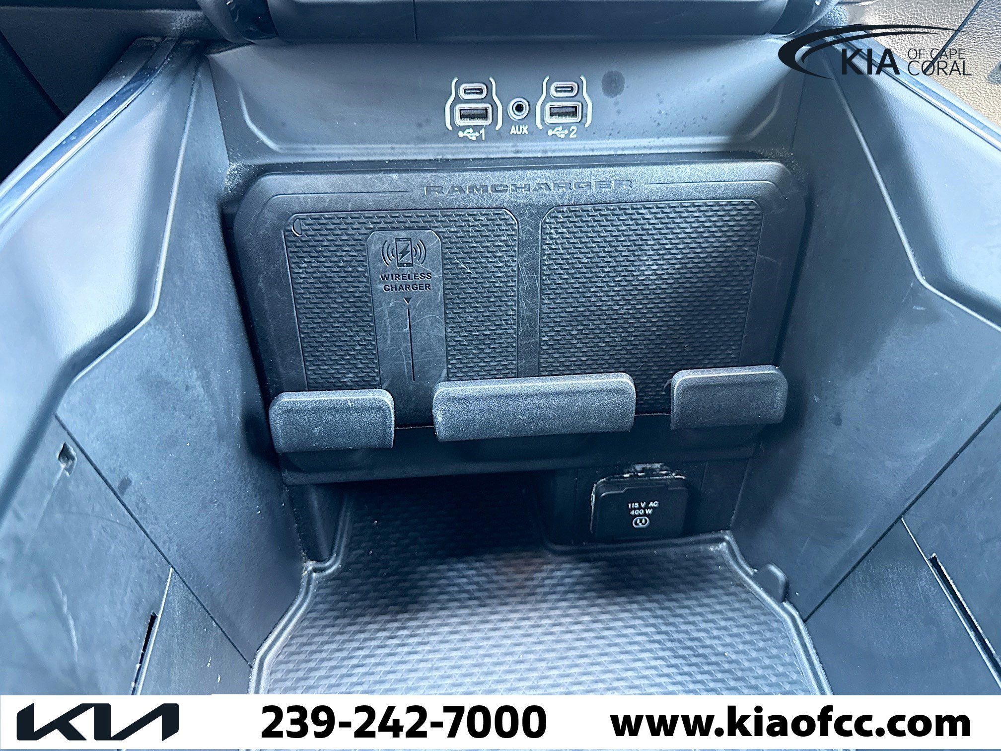 Used 2025 RAM 1500 Laramie image 27