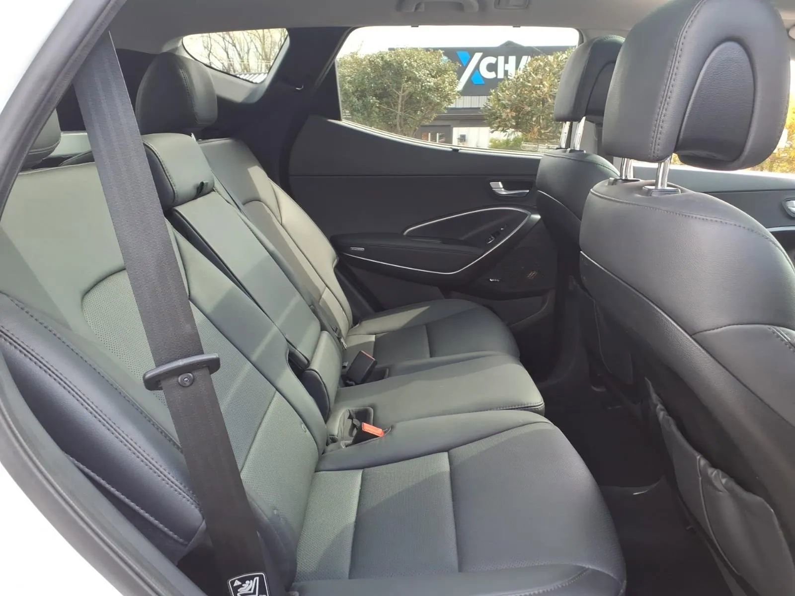 Used 2018 Hyundai Santa Fe Sport w/ 2.0T Ultimate Tech Package 05 image 16