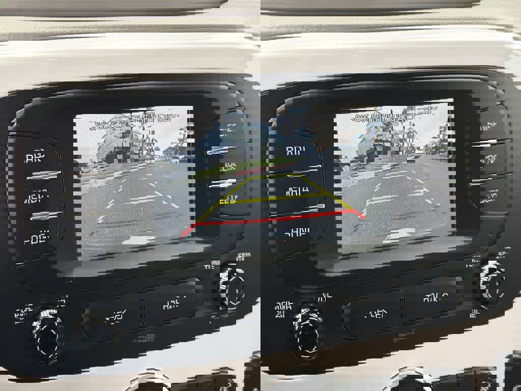 Used 2017 Kia Soul EV-e image 18