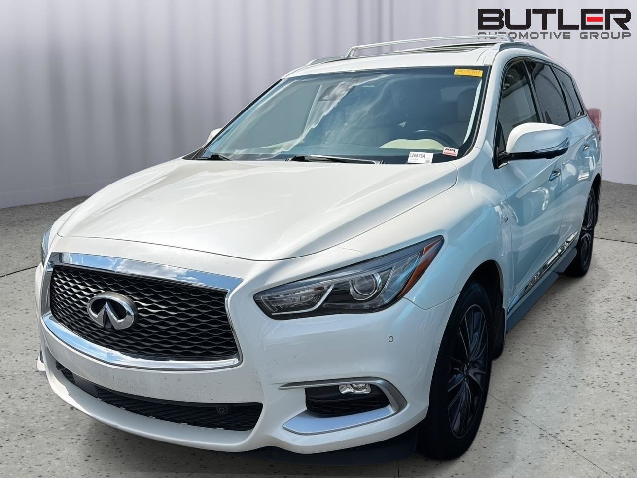 Used 2016 INFINITI QX60 FWD w/ Deluxe Technology Package