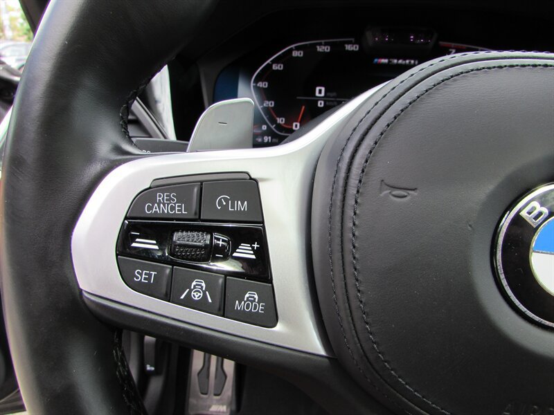 Used 2022 BMW M340i RWD image 13