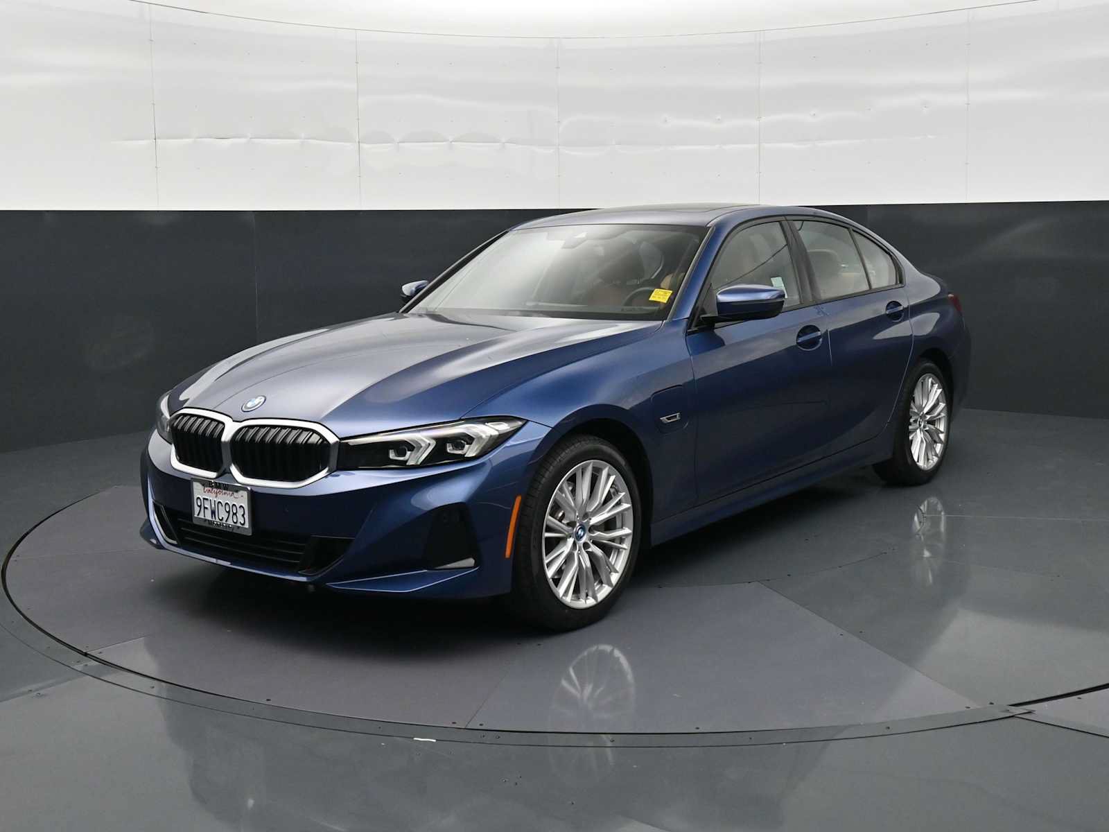 Used 2023 BMW 330e xDrive w/ Driving Assistance Package AWD/4WD video 1