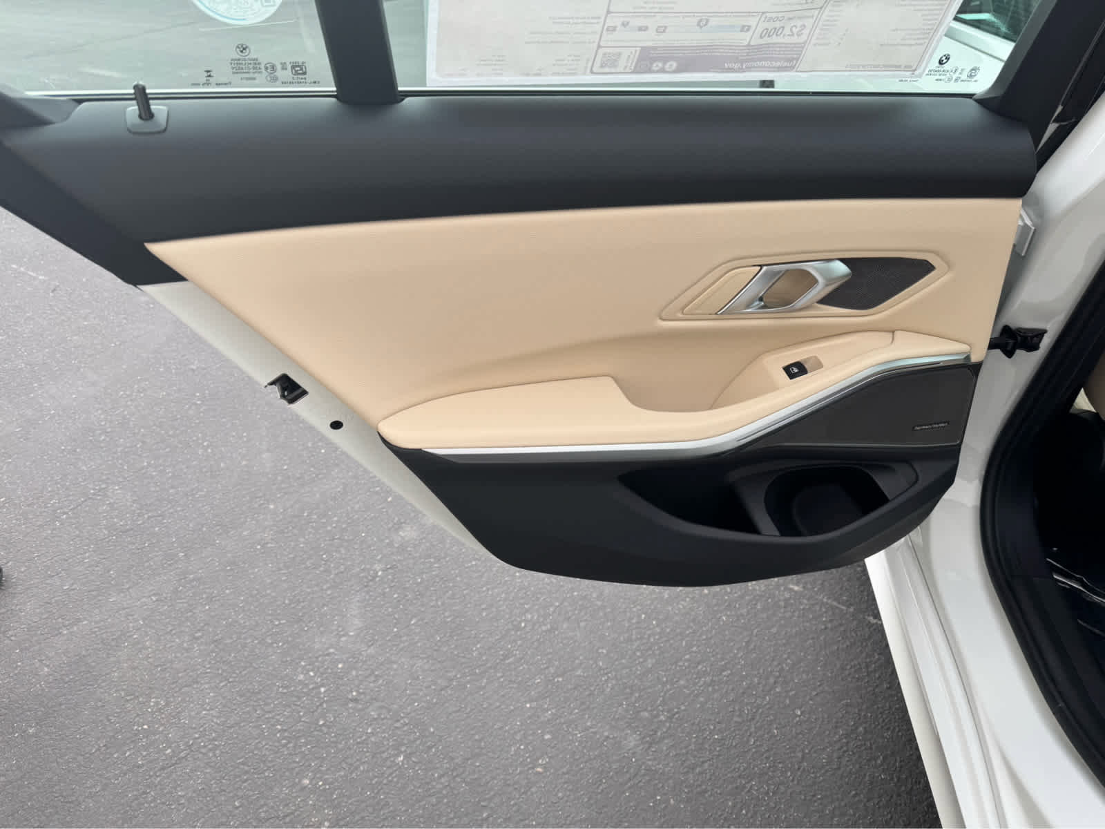 New 2026 BMW 330i Sedan w/ Convenience Package image 18