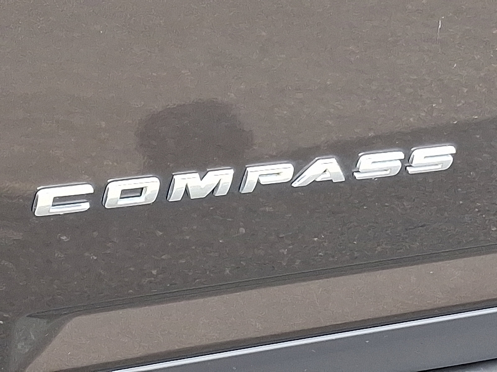 Used 2014 Jeep Compass Latitude w/ Mopar Chrome Accents Group image 28