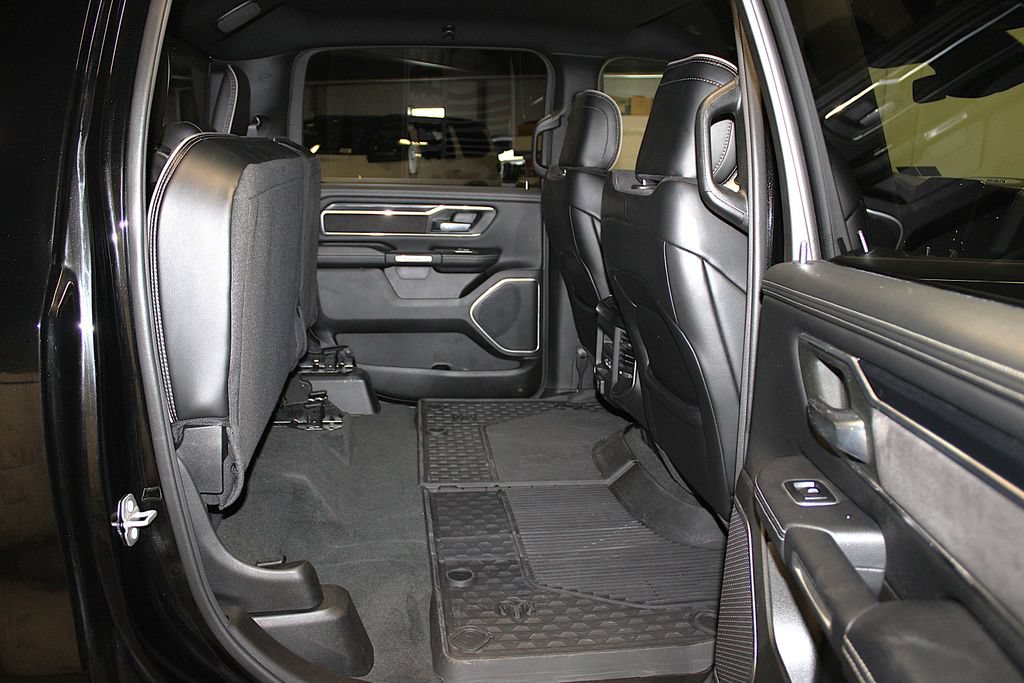 Used 2023 RAM 1500 Laramie AWD/4WD image 37