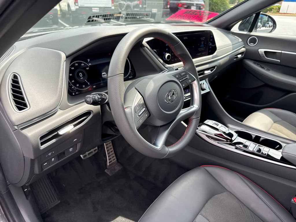 Used 2023 Hyundai Sonata SEL Plus FWD image 14