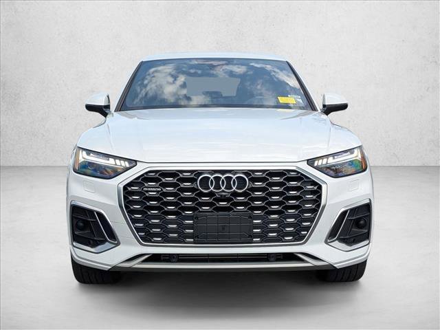 Used 2023 Audi Q5 2.0T Prestige w/ Prestige Package image 2