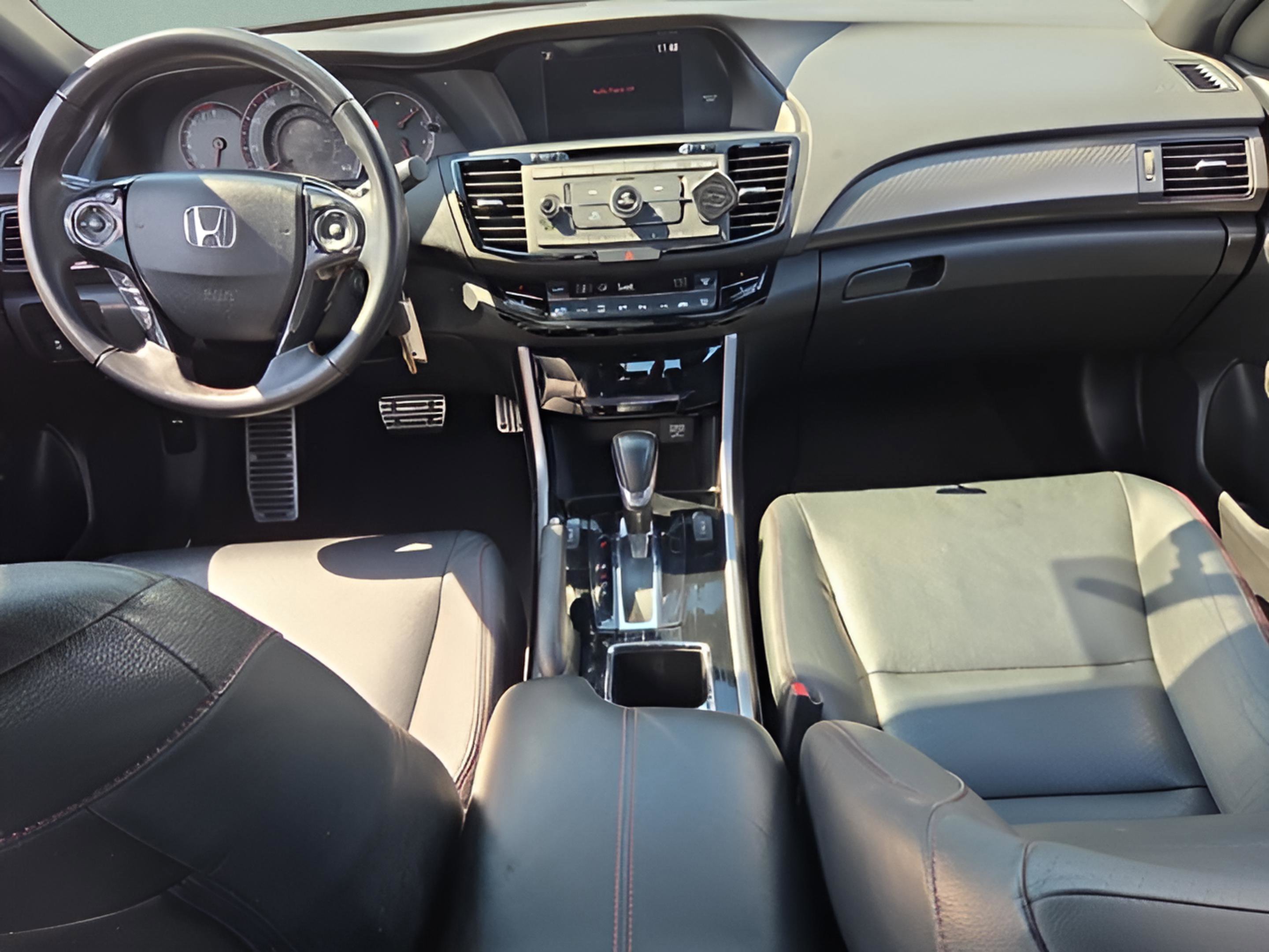 Used 2017 Honda Accord Sport Special Edition image 16