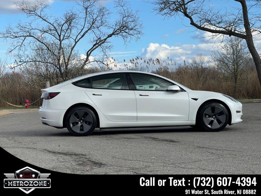 Used 2023 Tesla Model 3 Standard Range RWD image 9