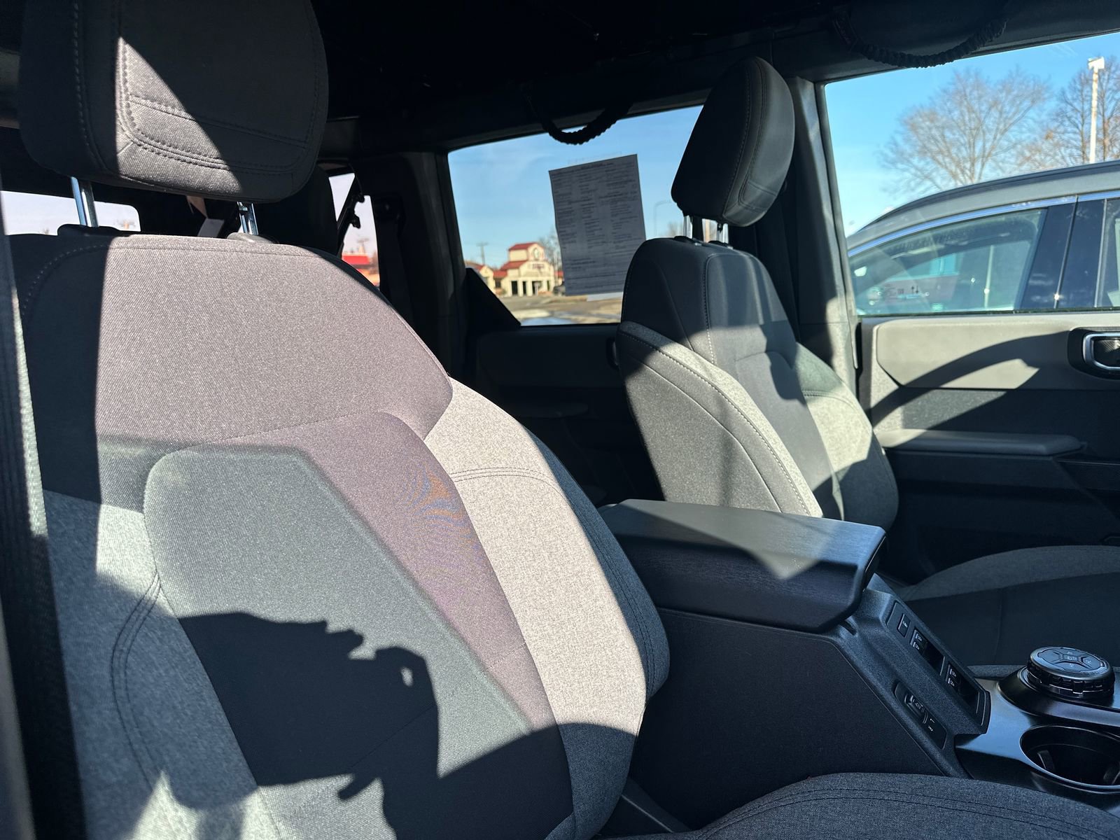 Used 2022 Ford Bronco Big Bend image 40