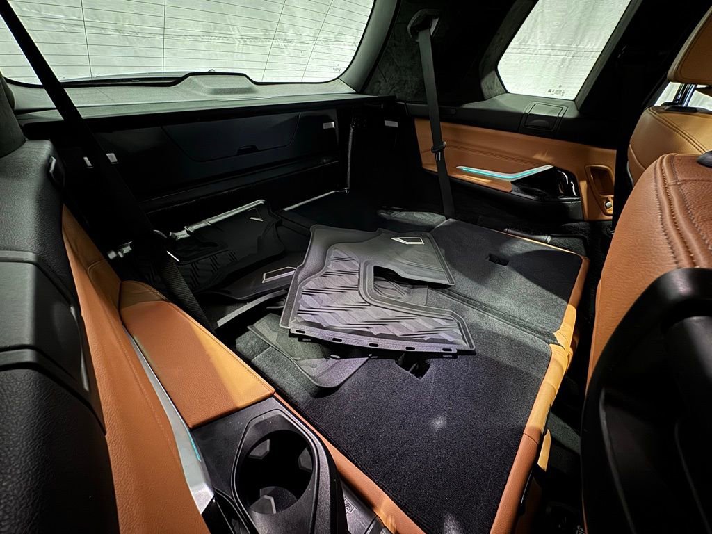 Certified 2022 BMW X7 M50i image 26