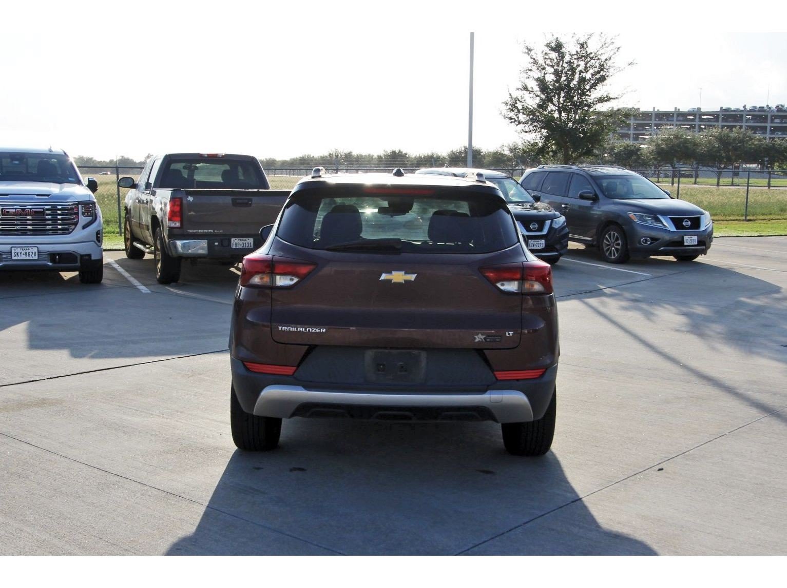 Used 2022 Chevrolet TrailBlazer LT FWD image 5