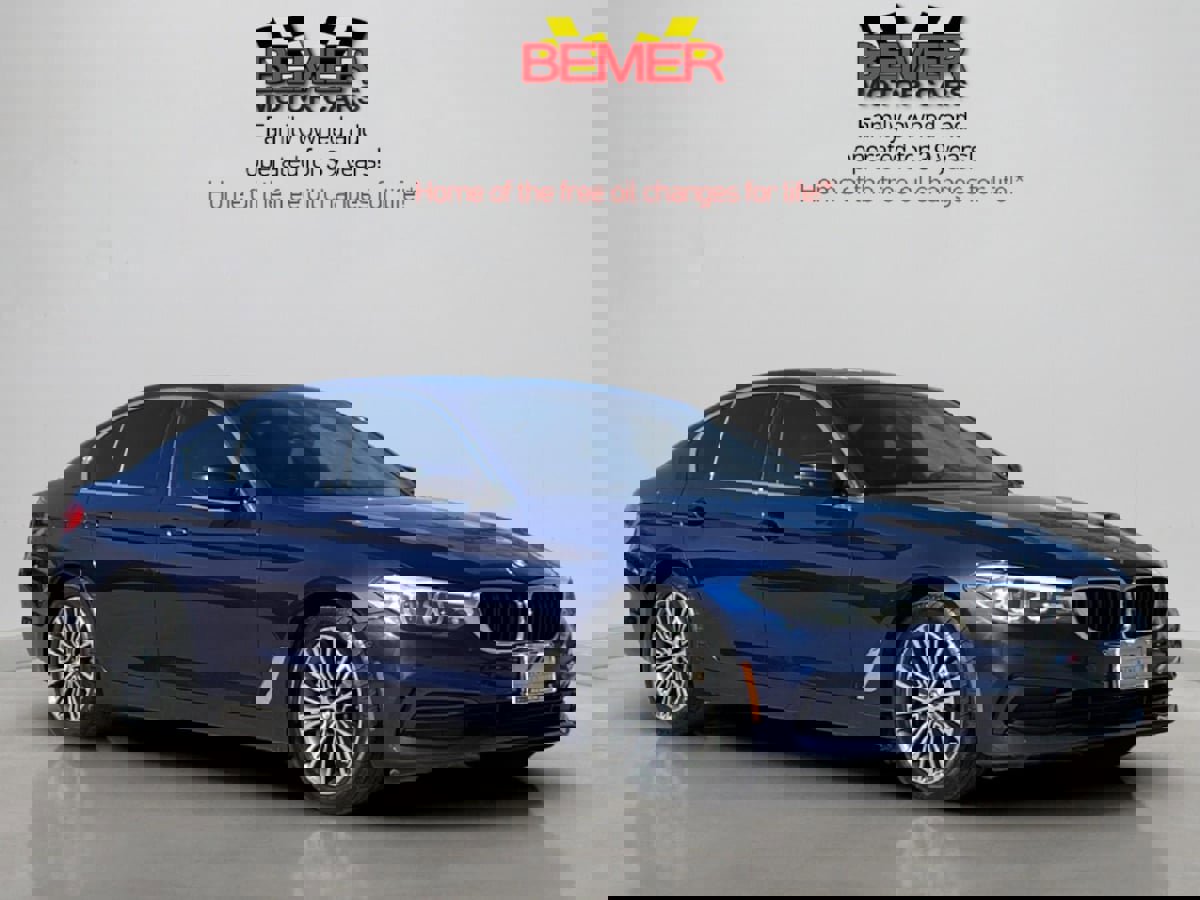 Used 2019 BMW 530i xDrive w/ Premium Package AWD/4WD image 7