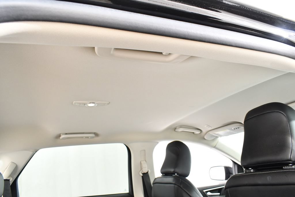Used 2021 Ford Edge SEL w/ Convenience Package AWD/4WD image 18