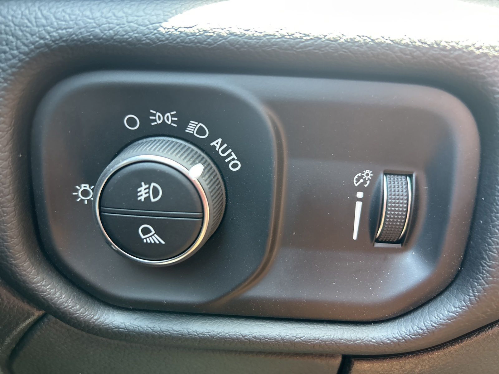 New 2026 RAM 2500 Big Horn AWD/4WD image 25