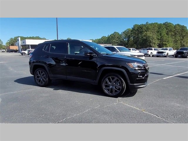New 2026 Jeep Compass Limited image 39