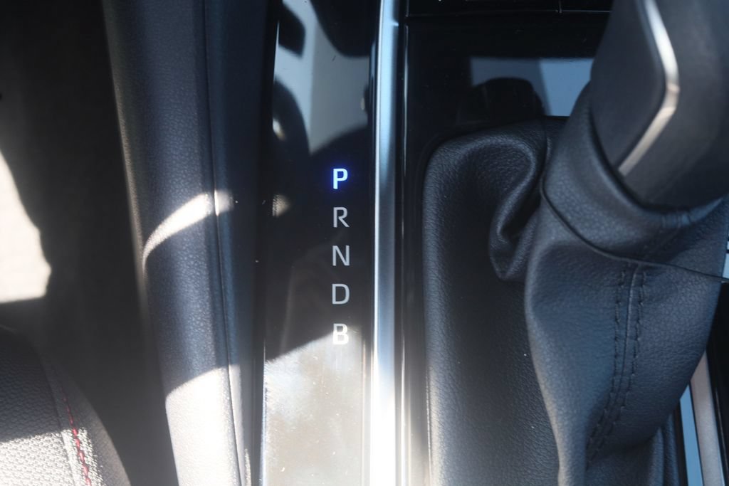 Used 2021 Toyota Corolla SE FWD image 5