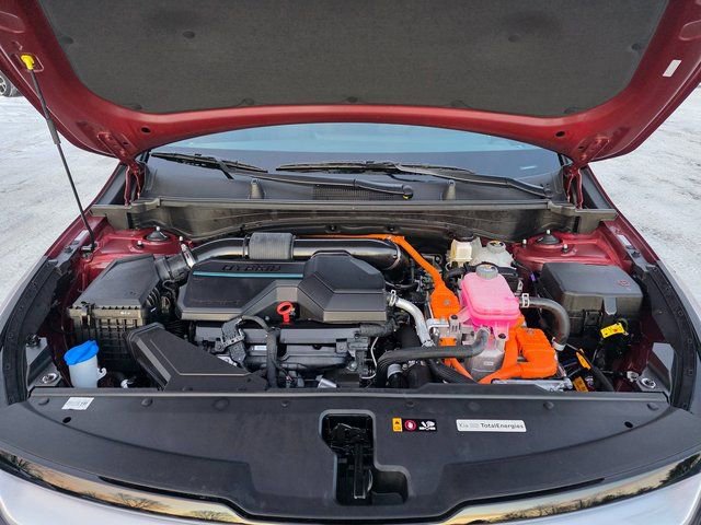 Certified 2025 Kia Sportage SX Prestige image 14