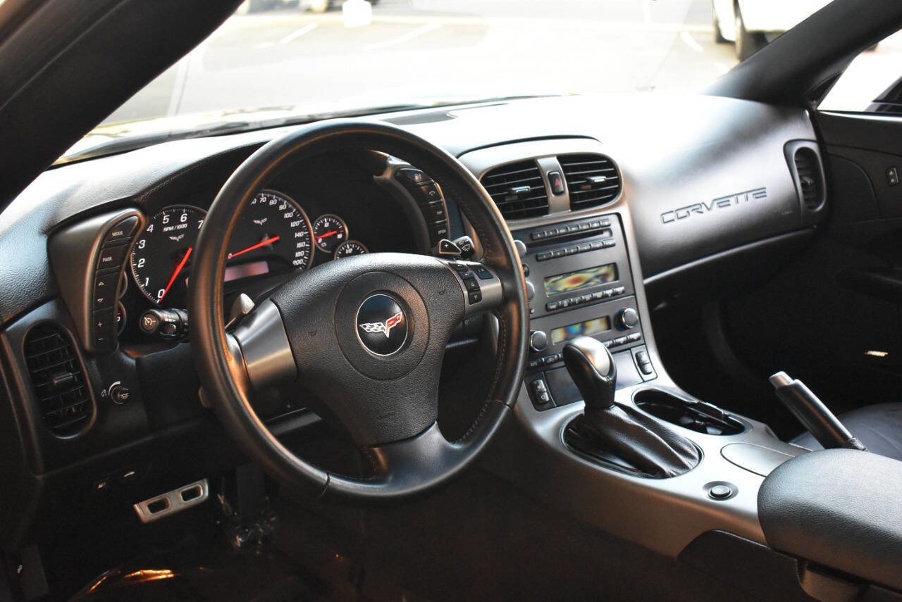 Used 2007 Chevrolet Corvette Base 2dr Coupe w/ Preferred Equipment Group image 33