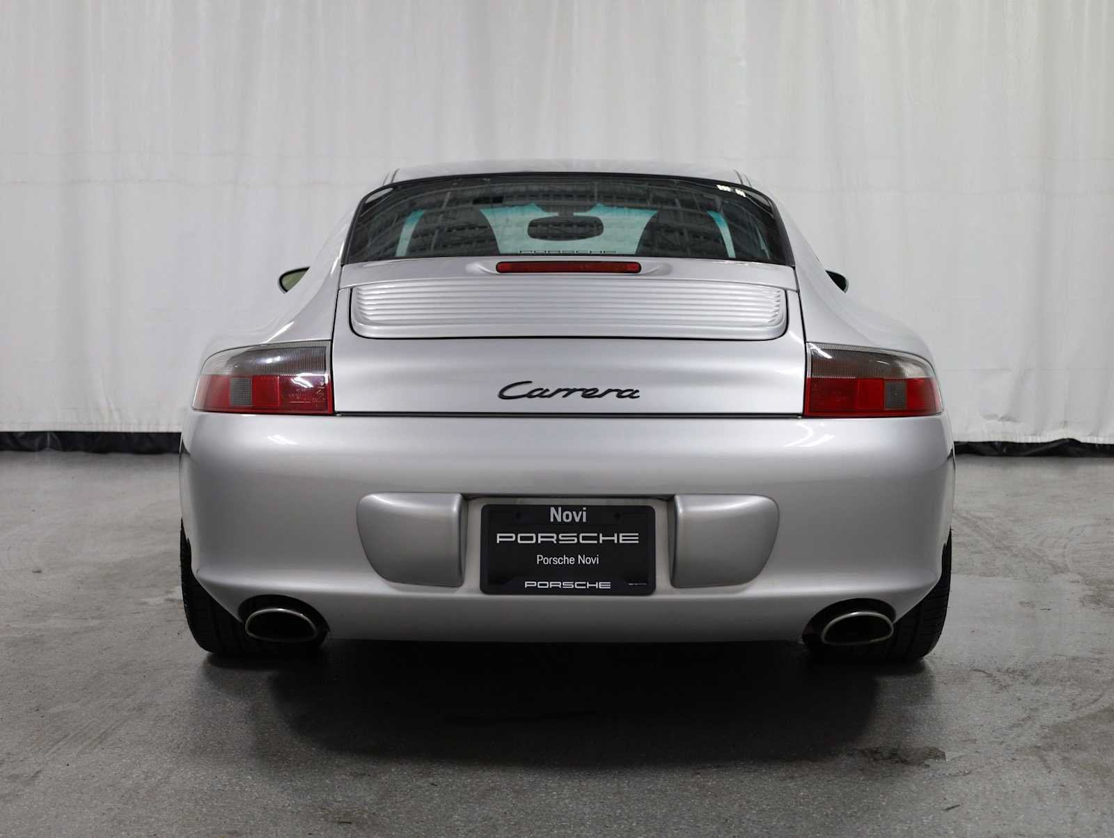 Used 2003 Porsche 911 Carrera RWD image 7