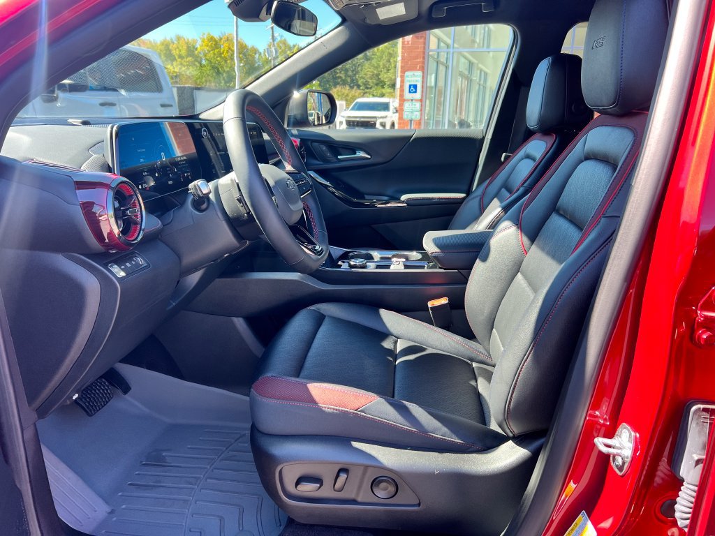 Used 2026 Chevrolet Equinox RS w/ Convenience Package III AWD/4WD image 7