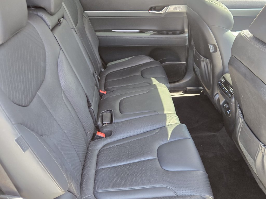 Used 2023 Hyundai Palisade SEL AWD/4WD image 17
