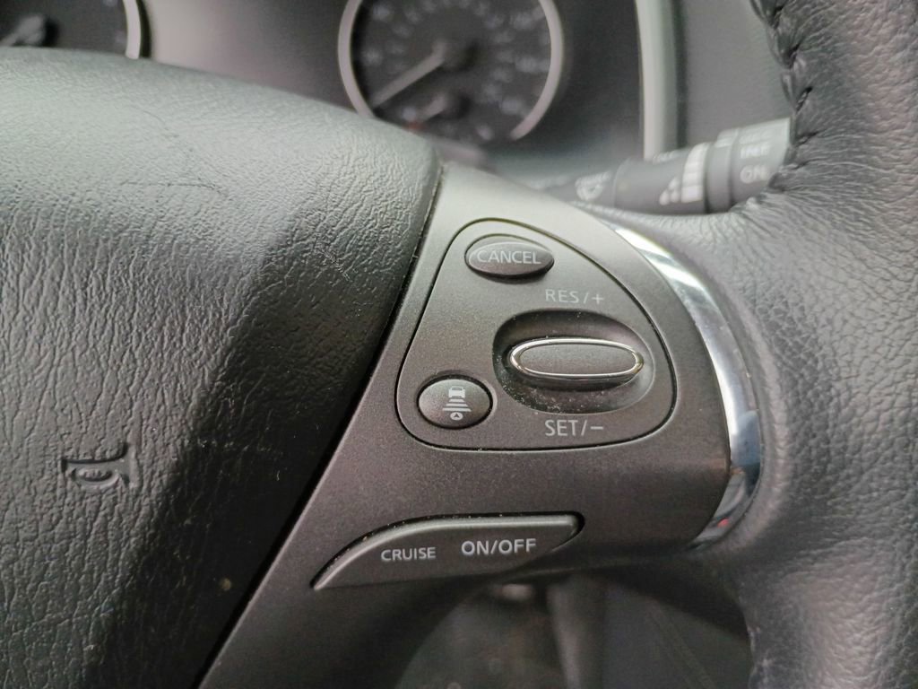 Used 2023 Nissan Murano SV image 29