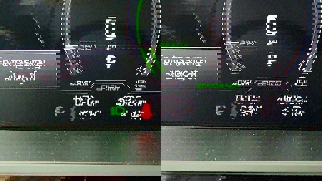 Used 2024 Audi Q8 e-tron Premium Plus image 15