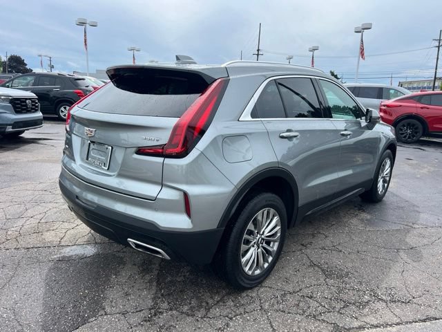 Used 2024 Cadillac XT4 Premium Luxury AWD/4WD image 5