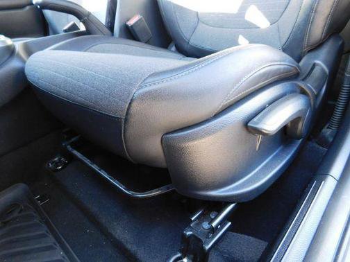 Used 2021 Kia Seltos S AWD/4WD image 16