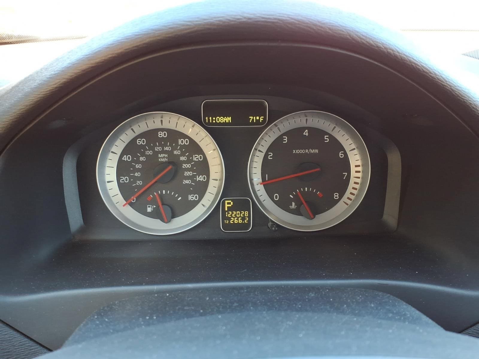 Used 2013 Volvo C70 T5 w/ Climate Pkg FWD image 26