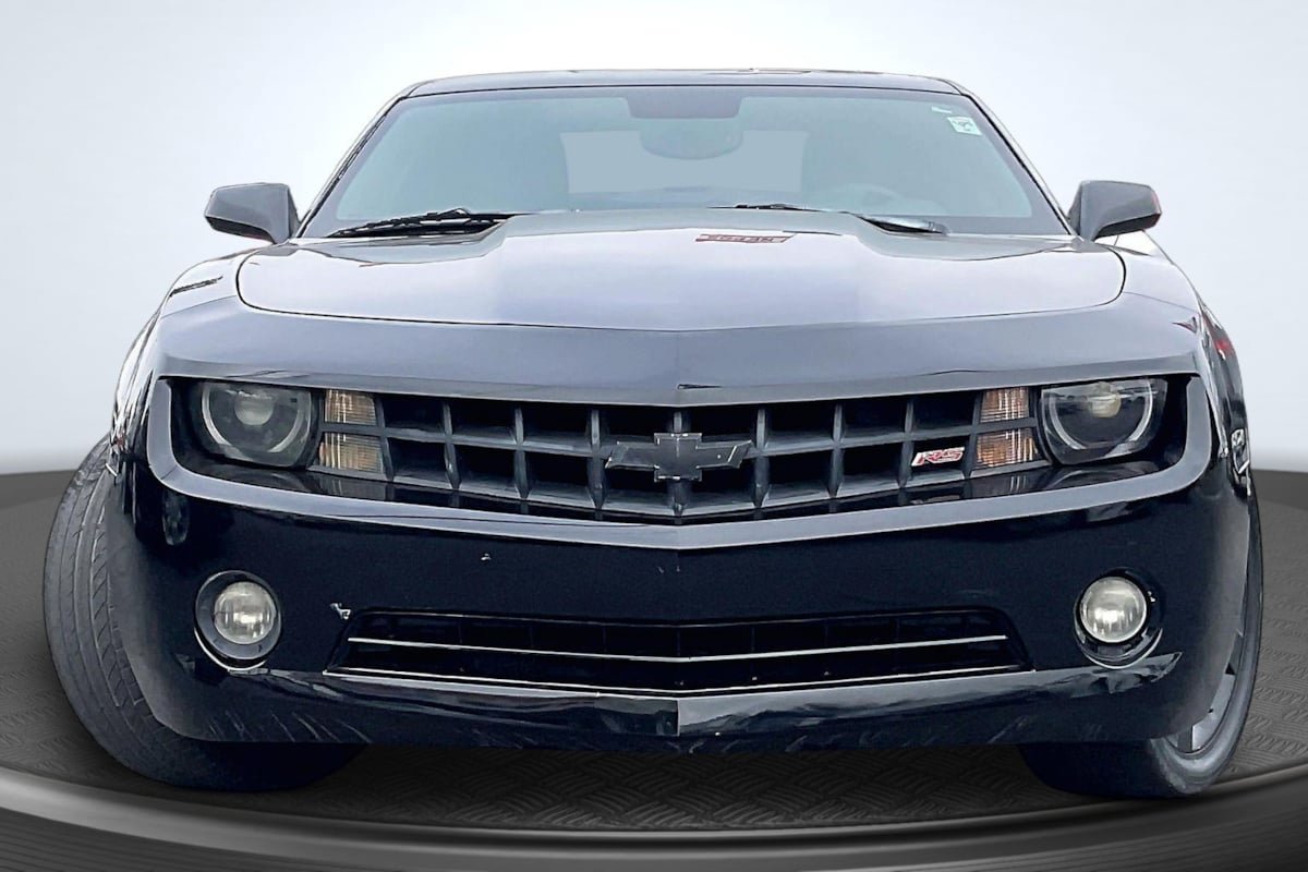 Used 2010 Chevrolet Camaro LT w/ RS Package RWD image 3