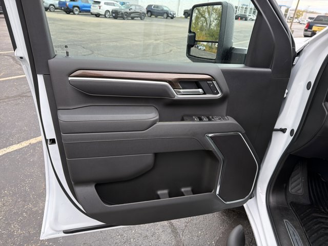 New 2026 Chevrolet Silverado 2500 LT w/ Trail Boss Package image 10