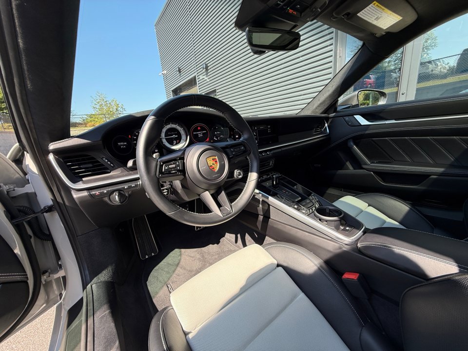 Certified 2022 Porsche 911 Turbo AWD/4WD image 12