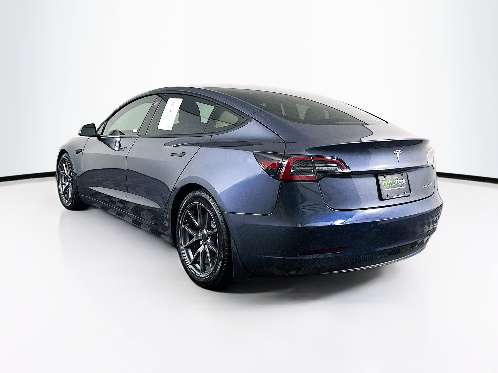 Used 2022 Tesla Model 3 Long Range AWD/4WD image 5