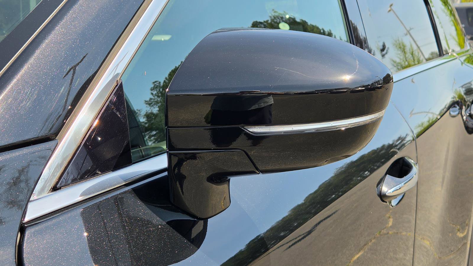 Used 2023 INFINITI QX60 Luxe w/ Vision Package image 17