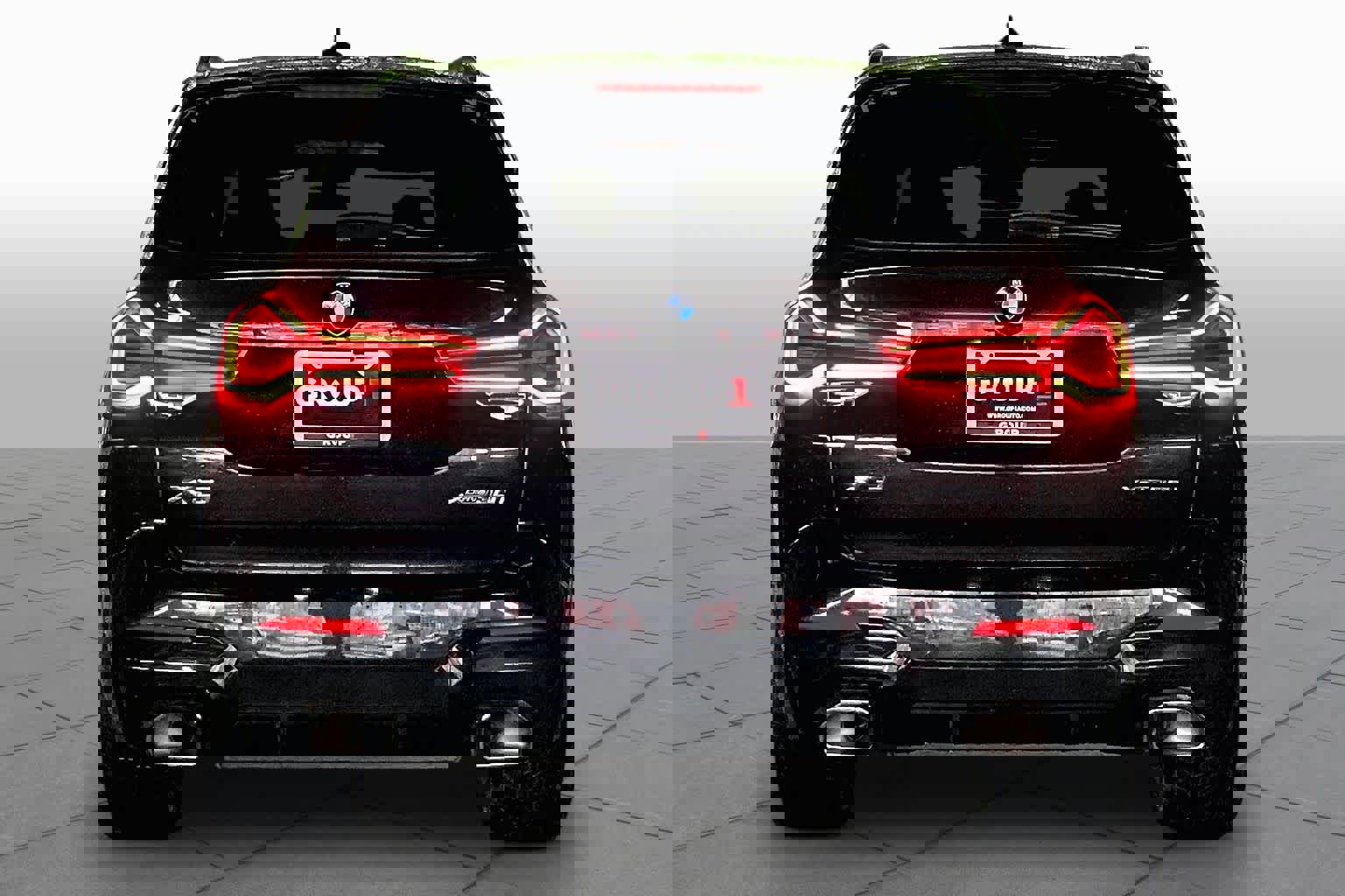 Used 2023 BMW X3 xDrive30i w/ M Sport Package image 4