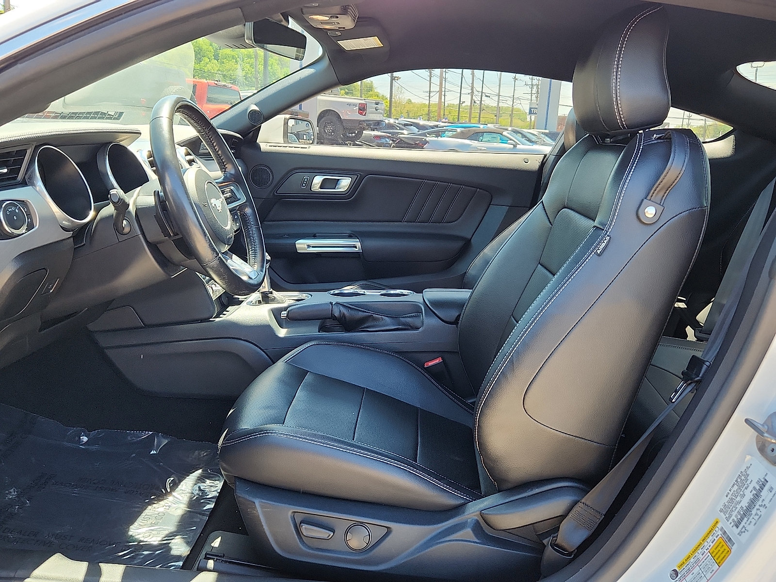 Used 2021 Ford Mustang Premium w/ Pony Package RWD image 11