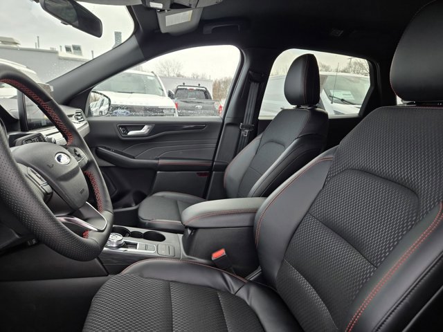 New 2026 Ford Escape ST-Line w/ Cold Weather Package AWD/4WD image 15