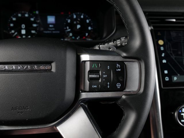 Certified 2025 Land Rover Discovery Dynamic SE AWD/4WD image 21