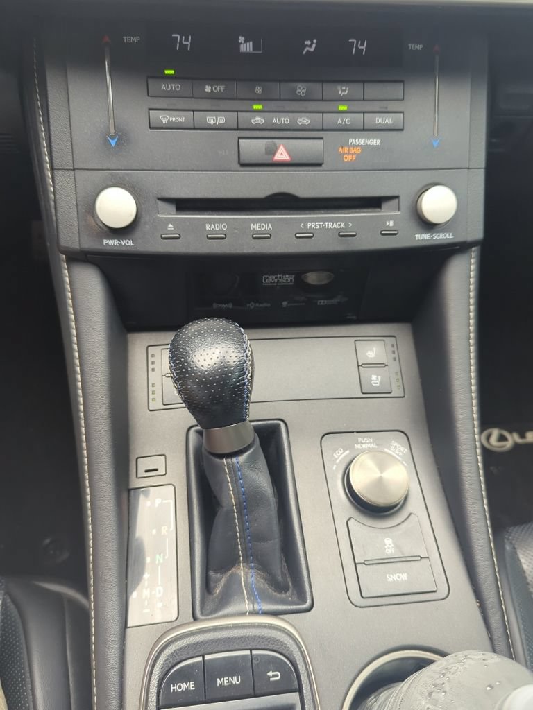Used 2015 Lexus RC F RWD image 7
