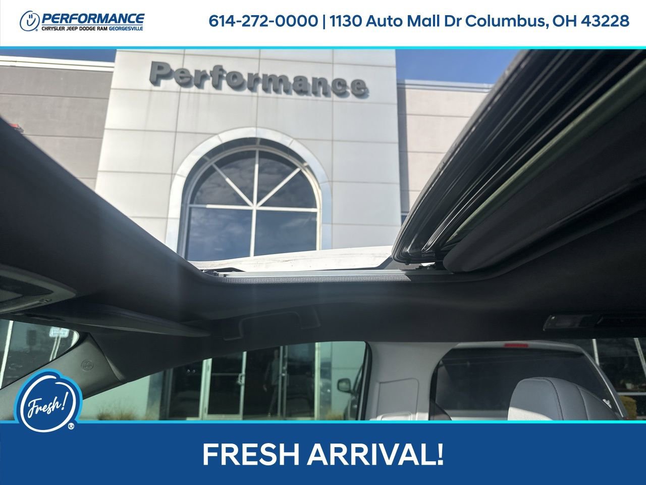 Used 2024 Toyota Sienna XSE image 22