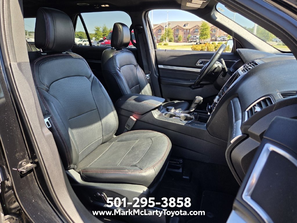 Used 2018 Ford Explorer Sport w/ Equipment Group 401A AWD/4WD image 16