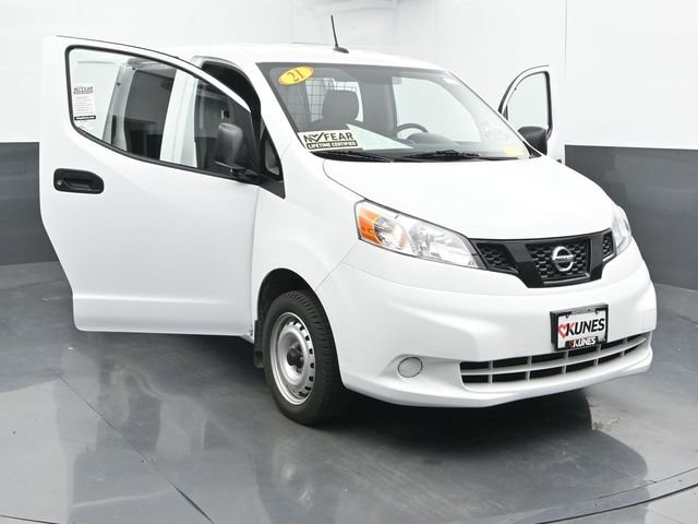 Used 2021 Nissan NV200 S image 45