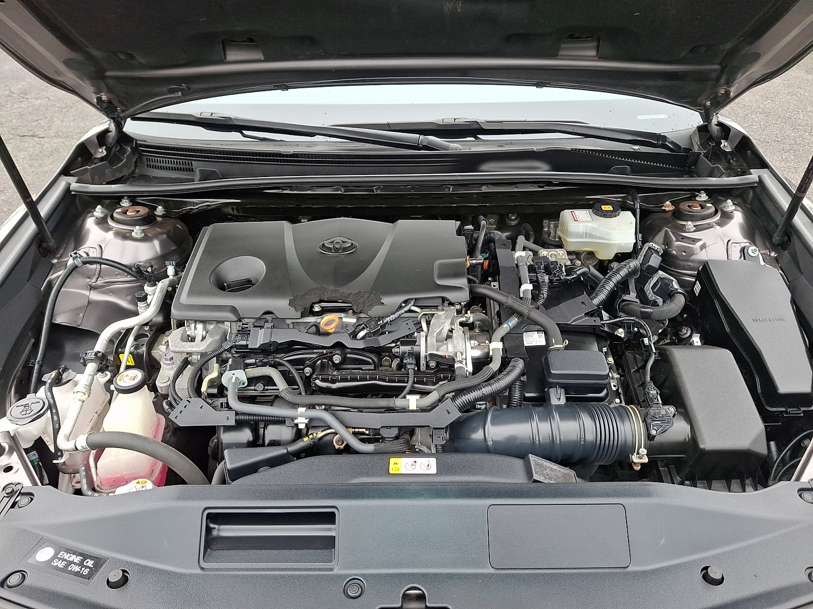 Used 2020 Toyota Camry XLE FWD image 28