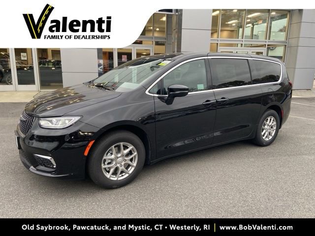 New 2026 Chrysler Pacifica Select image 1